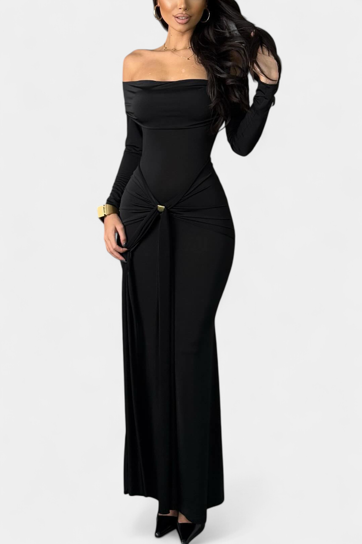 Vesna Robe Ajustée à Décolleté Asymétrique et Manche Longue