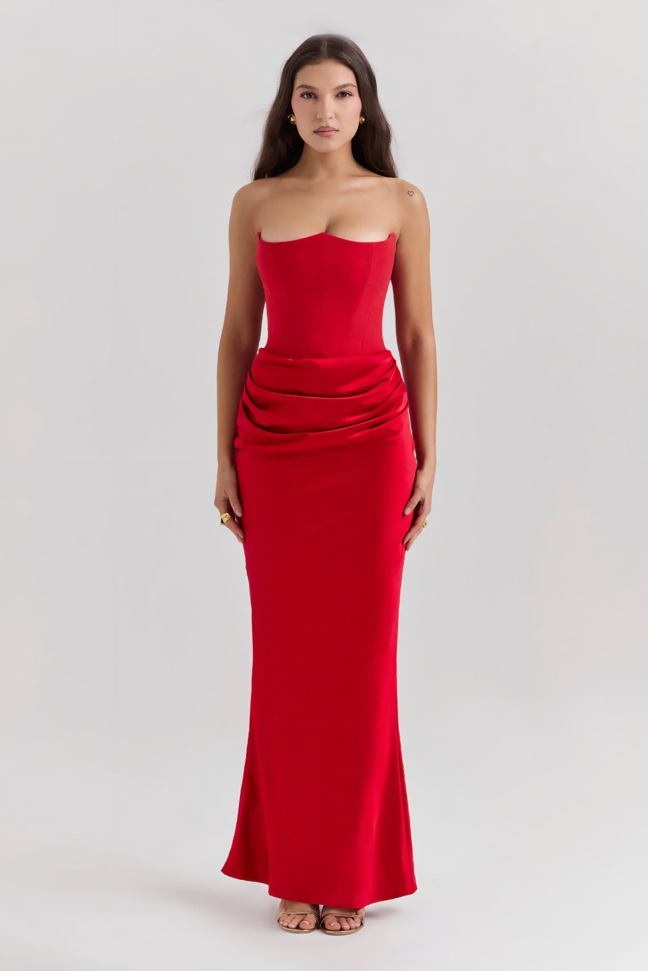 Emily Robe Longue Bustier à Corset Structuré et Drapé Sophistiqué