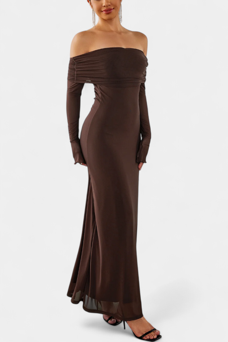 Lorelei Robe Ajustée à Décolleté Droit et Détails en Maille
