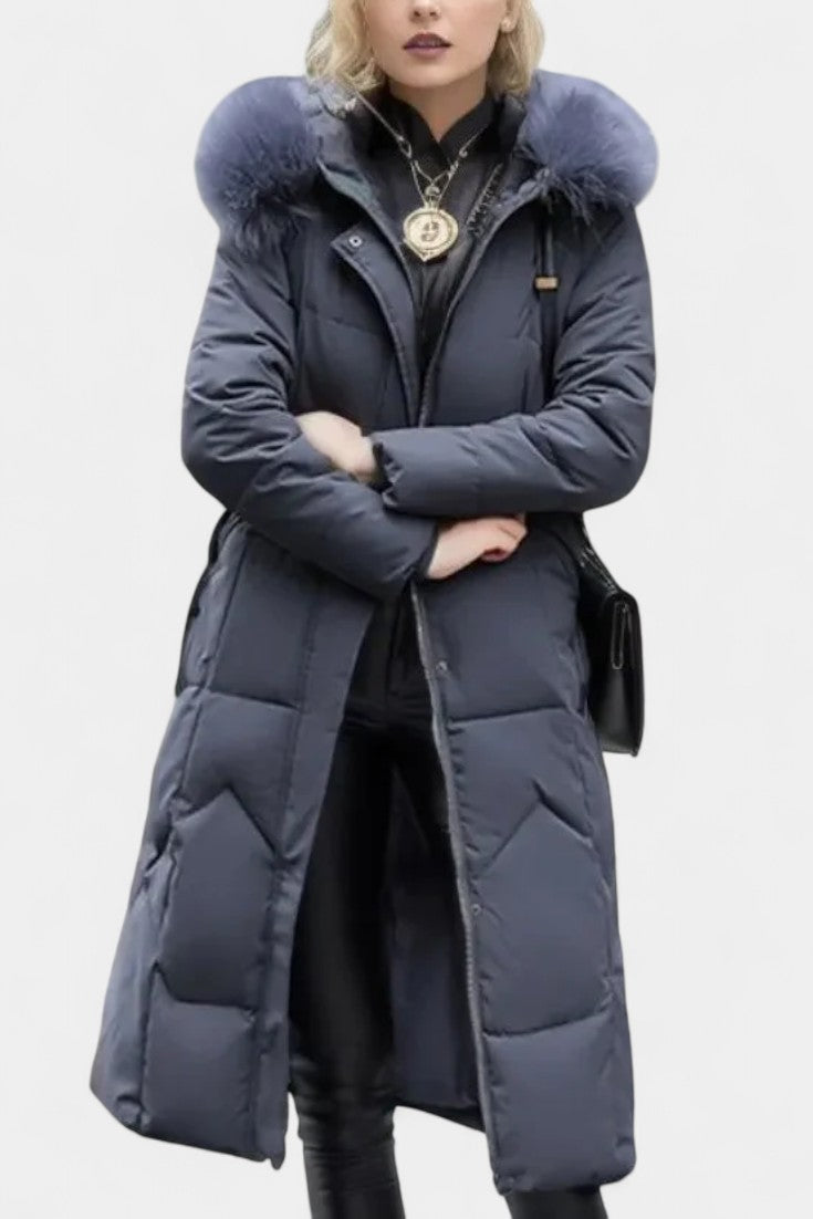 Maisha Manteau d’Hiver à Capuche Décorative et Coupe Féminine