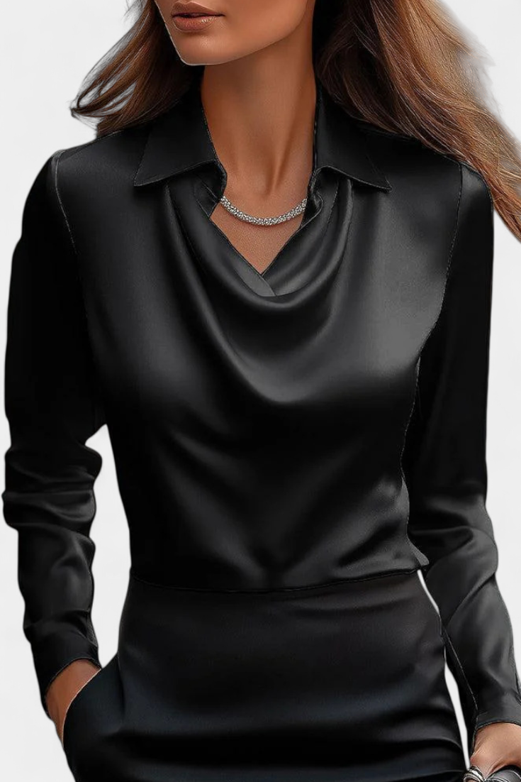 Dilnaz Blouse Satinée à Décolleté Cascade