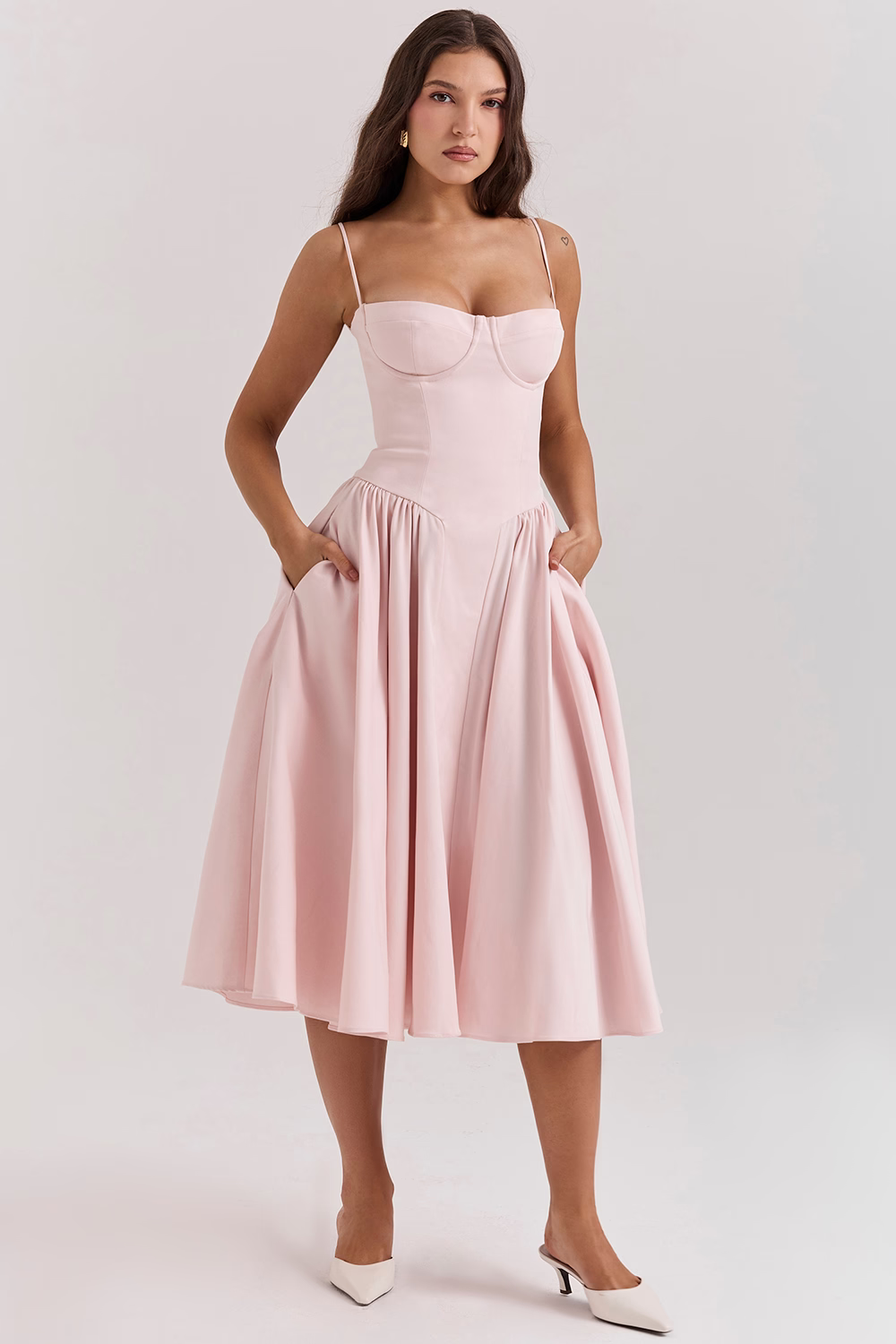 Felicity Robe Corset Sans Manches à Silhouette Sculptée